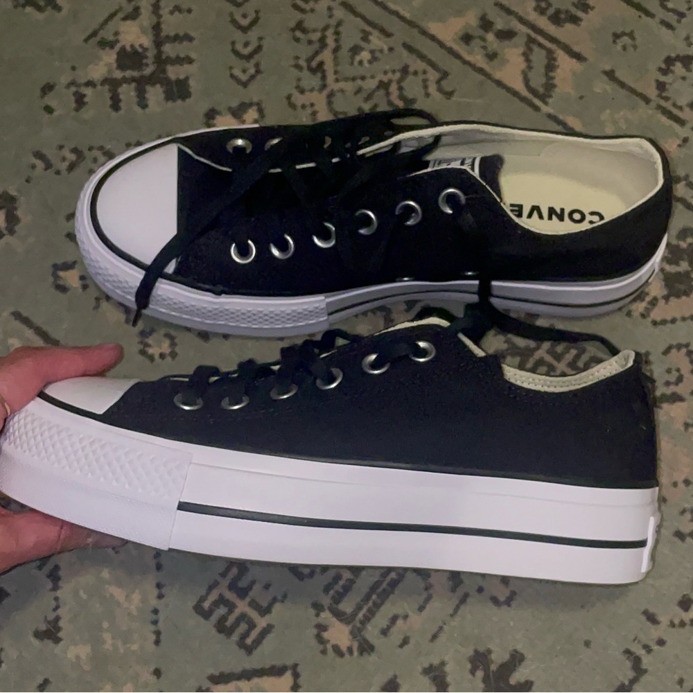 Chuck Taylor All Star Lift Ox • PLATFORM CONVERSE • size 7.5 • NWOT